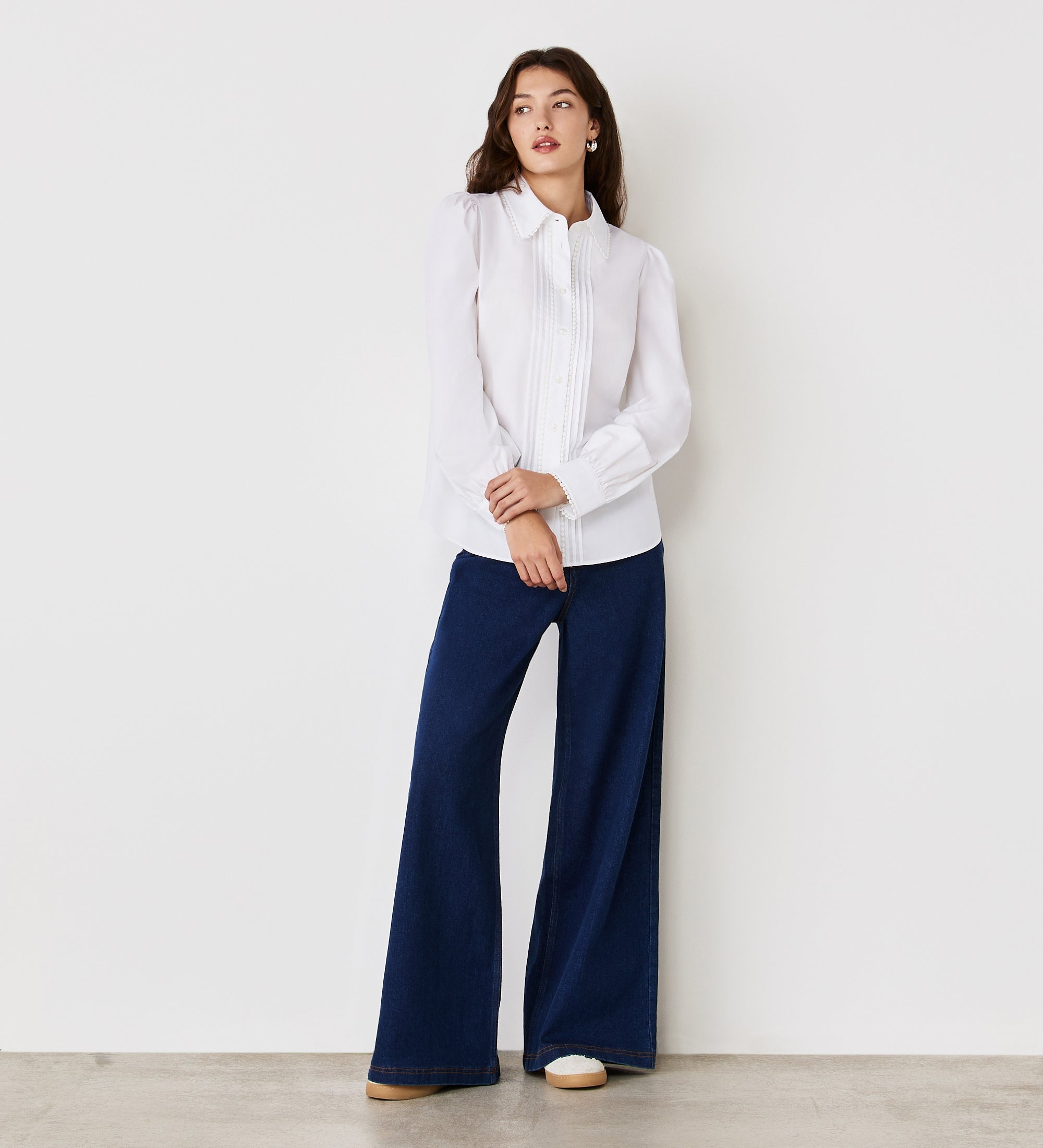 Women's Shirt - White Cotton Rich - Judith - product view 2