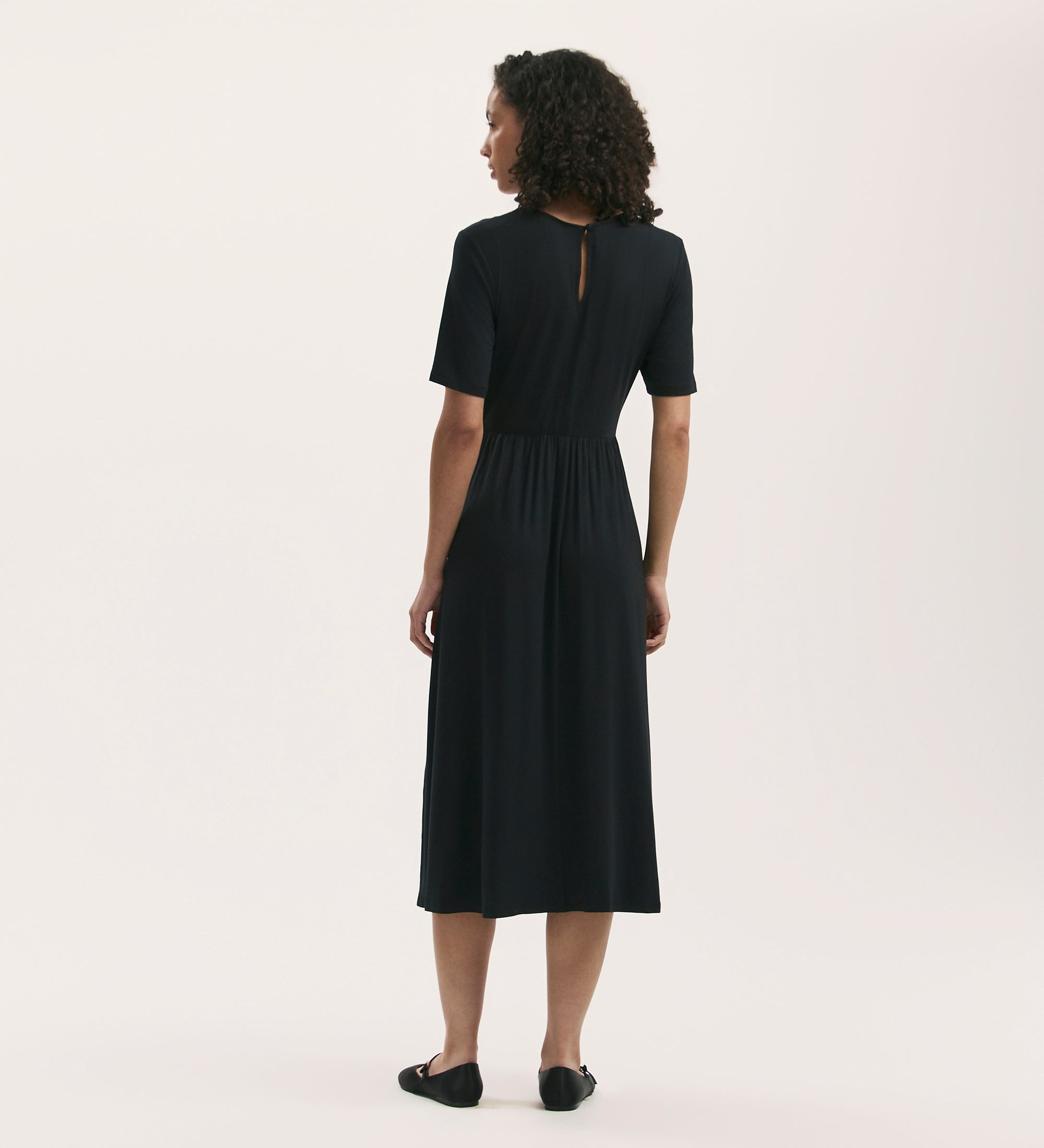 Women's Midi Dress - Black Jersey T-Shirt - Kathryn - product view 4